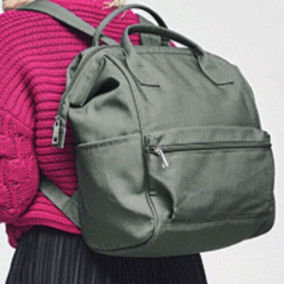 Two ways to carry backpack. main image 6